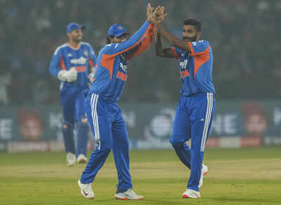 1765720829 india vs sa 1st t20i.jpg