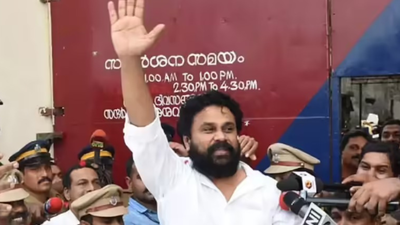 1765758510 actor dileep.jpg