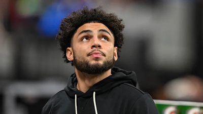 1765914198 drake london.jpg