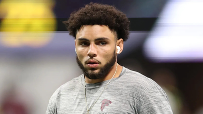 1766174270 drake london.jpg