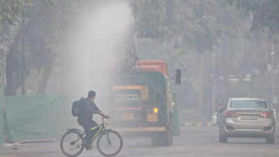 1766563584 delhi pollution.jpg