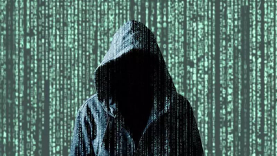 9cr digital arrest case of 85 year old cracked within day.jpg