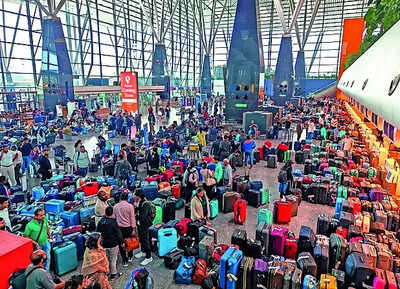 Airports in chaos as indigo flight cancellations continue.jpg