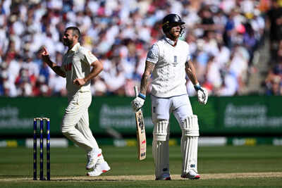Australia vs england ashes series.jpg