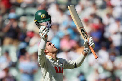 Carey39s hometown century and khawaja39s 82 help australia reach 326 8 on day 1 of 3rd ashes test.jp .jpeg