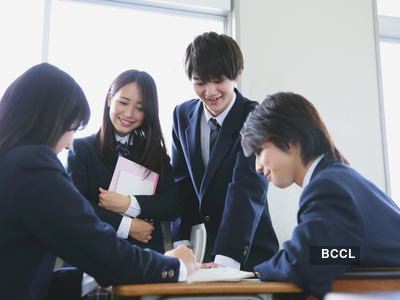 China faces influx of its overseas students amid visa job curbs ltbrgt.jpg