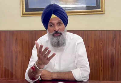 Dera beas chief gurinder singh dhillon visits bikram majithia in jail.jpg