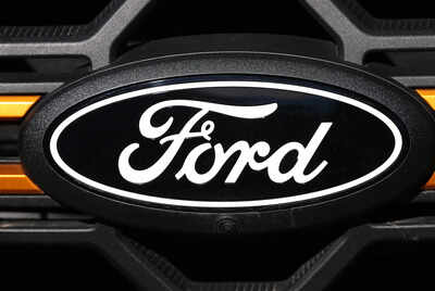 Ford recalls more than 200000 bronco and bronco sports for instrument panel failure.jpg