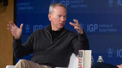 Google39s ex ceo eric schmidt.jpg
