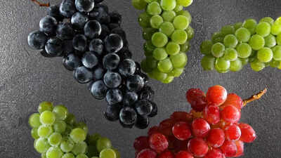 Green vs black vs red grapes which variety offers the most nutritional benefits.jpg