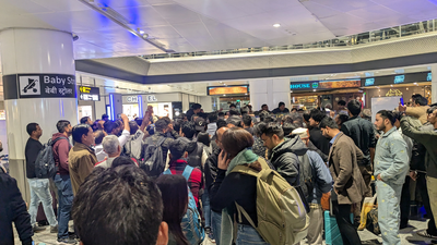 Indigo flight disruptions.jpg