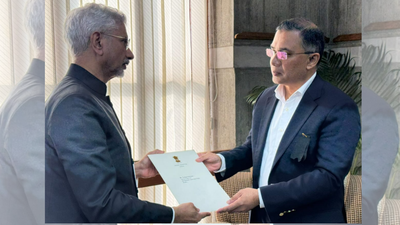 Jaishankar meet khaleda zia39s son pti.jpg