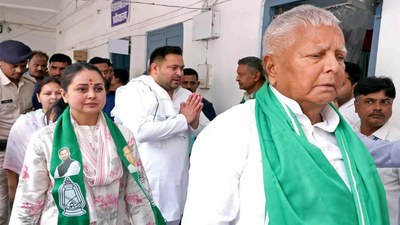 Jdu offers security to rohini.jpg
