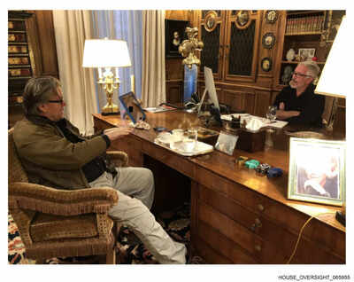 Jeffrey epstein with steve bannon.jpg