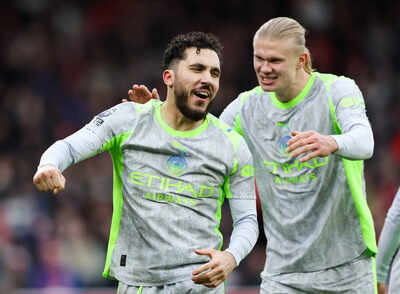 Man city makes it six premier league wins in a row with 2 1 victory against nottingham forest.jpg