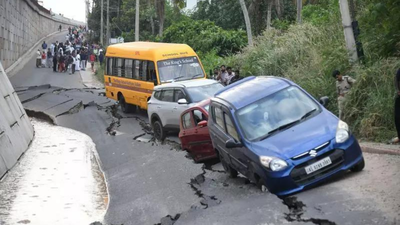 Newly built nh 66 embankment collapses in kerala.jpg
