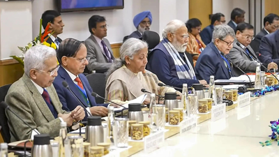 Pm modi chairs meeting with economists ahead of budget.jpg