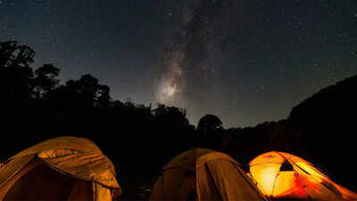 Skywatching in 2026 complete guide to eclipses supermoons meteor showers planetary alignments and na.jpeg