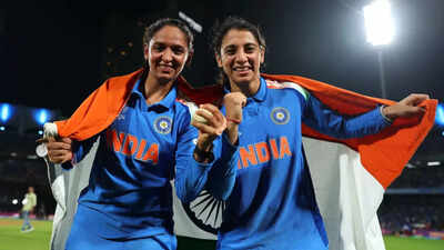 Smriti harman 2912 icc.jpg