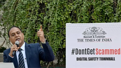 Special cp devesh chandra srivastava at toi townhall.jpg