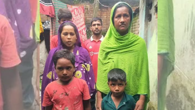 Sunali deported as an illegal but parents are in 2002 voters list.jpg