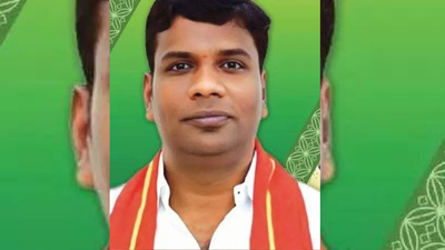 Techie quits mnc wins big in gram panchayat polls.jpg