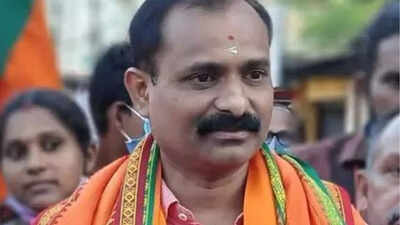 Vv rajesh elected as first bjp mayor in kerala.jpg