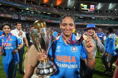 Women39s cricket headed for 39stratosphere39 in india after long awaited first world cup victory.jpg