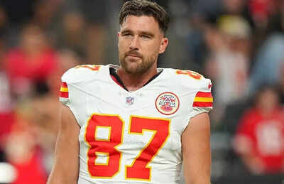 1767736905 travis kelce.jpg