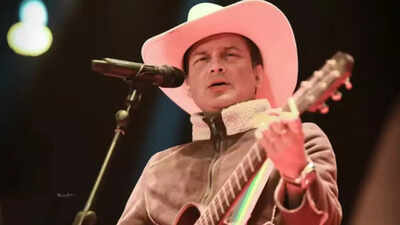 1768437882 zubeen garg.jpg