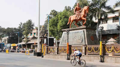 A rider passing through shiv chhatrapati shivaji maharaj statue special arrangements.jpg