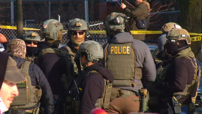 A woman has been fatally shot in minneapolis by an ice officer.jpg