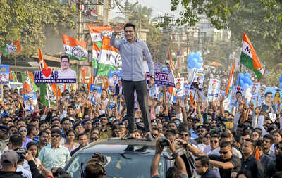 Abhishek banerjee39s road show in wb39s nadia.jpg