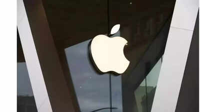 Apple products to launch in 2026 foldable iphone ar glasses macbook upgrades smart home hub and over.jpeg
