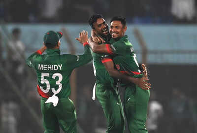 Bangladesh v england 3rd one day international.jpg