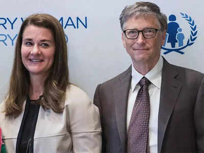 Bill gates and melinda gates 2021 usd 76 billion.jpg