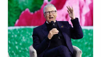 Bill gates warns investors not all companies will be .jpg