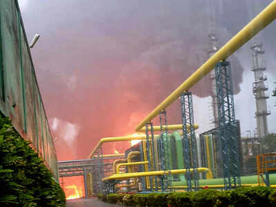 Domestic natural gas consumption to surge by 3 45 in fy27 by expansion of city gas distribution icra.jpeg