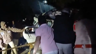 Four bba students died in a high speed car accident in mokila late wednesday night after a birthday.png