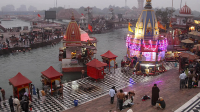 Har ki pauri in haridwar.jpg