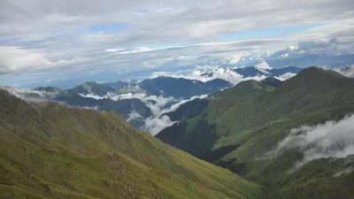 Imd flags deficit winter for himalayan states.jpg