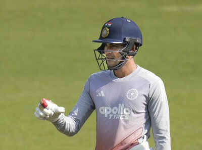 Ind vs nz 3rd odi india training.jpg