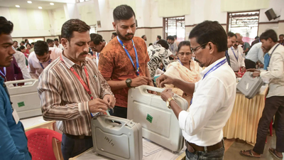 Maharashtra prepares for civic body polls.jpg