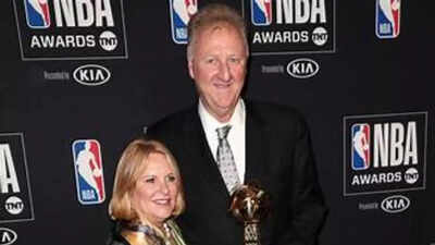 Nba legend larry bird with his wife dinah mattingly.jpg