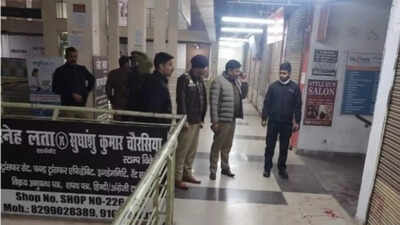 The former iaf officer and his wife ran a food outlet and as per police two men on bike in suspiciou.jpeg