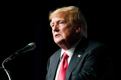 Trump signs bill to release jeffrey epstein case files after fighting it for months.jpg