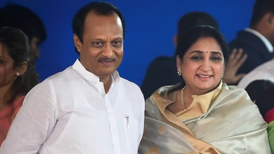 Ajit pawar sunetra pawar file photo.jpg