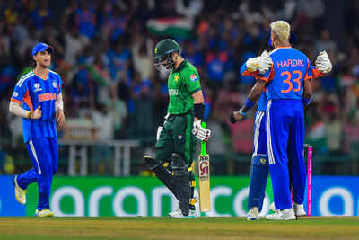 Colombo sri lanka feb 15 ani india39s hardik pandya and teammates celebrate.jpg
