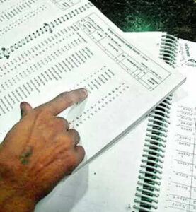 Guj electoral rolls shrink 13 to 44 crore voters after 77 lakh deletions.jpg