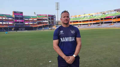 Namibia head coach.jpg